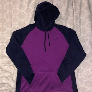 Two toned Nike pullover Women’s XL